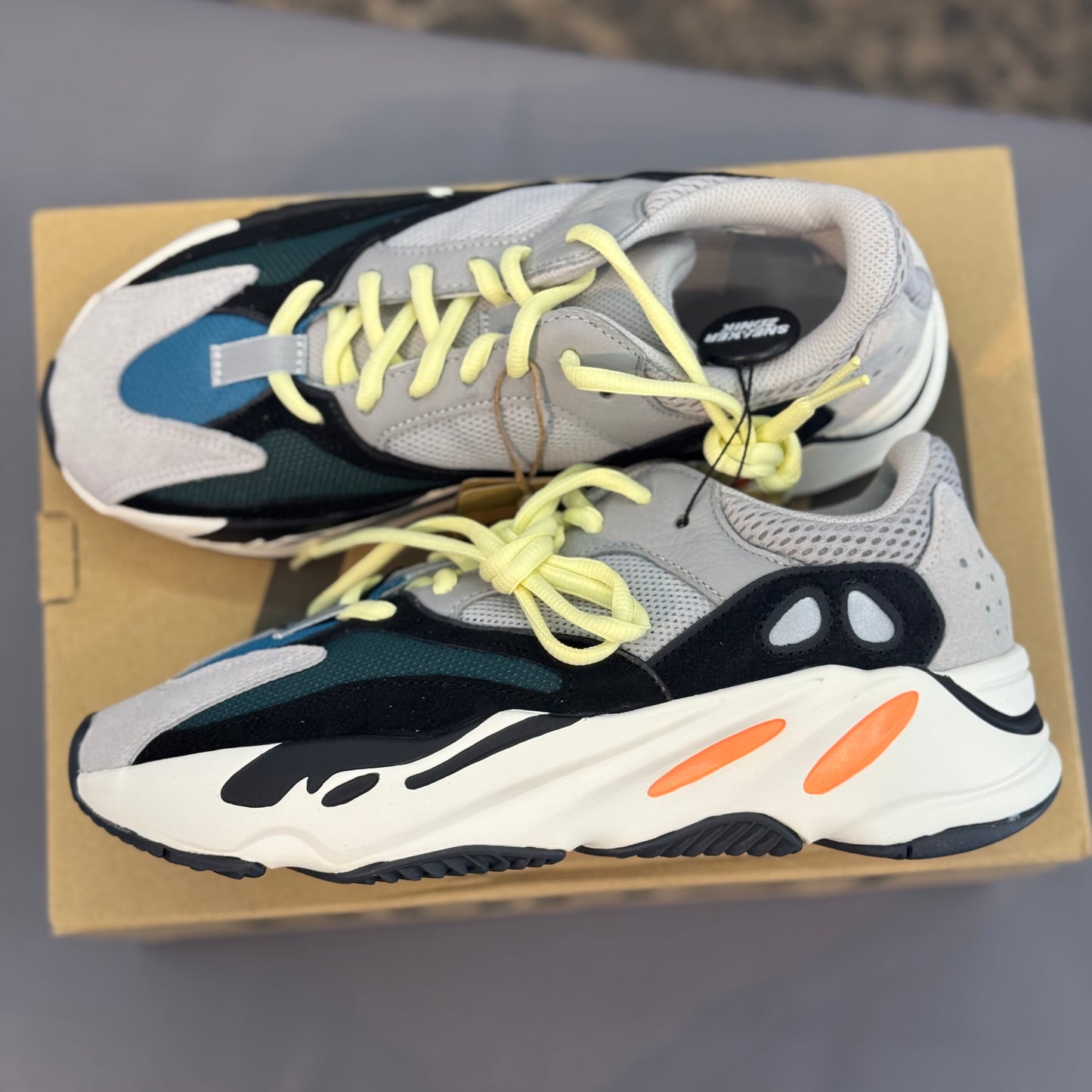 Adidas Yeezy Boost 700 Wave Runner
