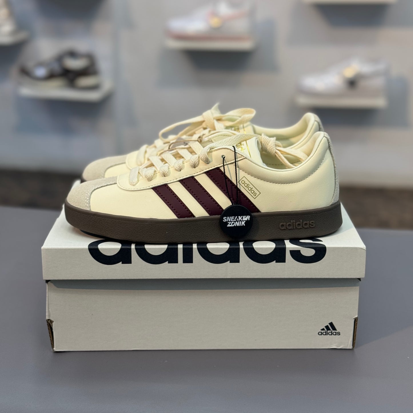 Adidas Neo VI Court Classic