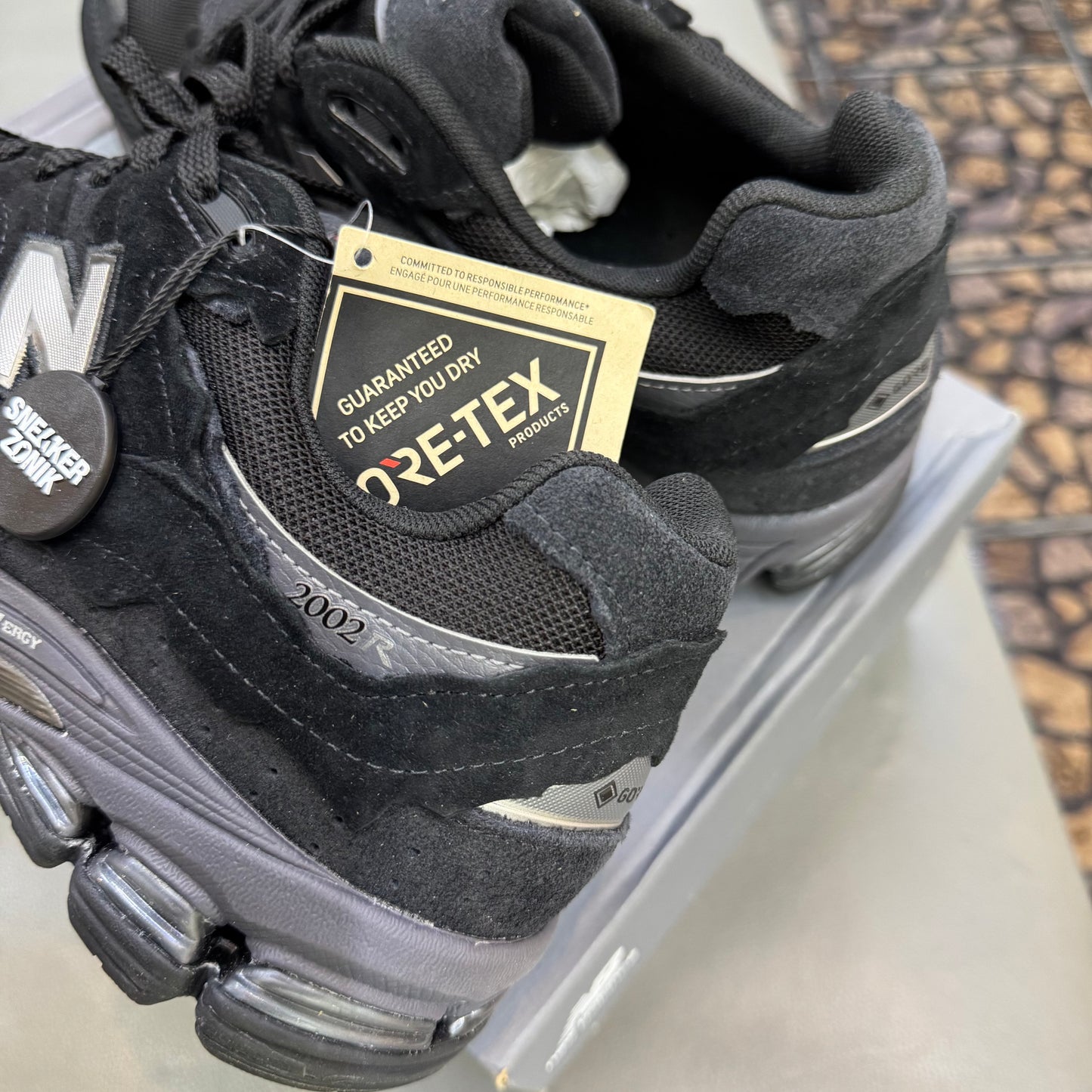New Balance 2002R GORE-TEX Protection Pack Black Magnet