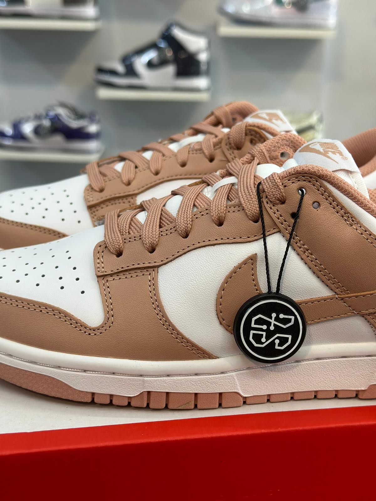 Nike Dunk Low Rose Whisper (W)