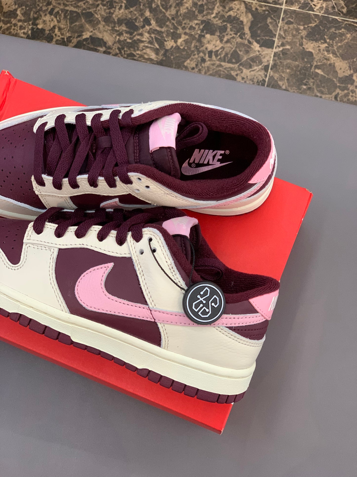 Nike Dunk Low Retro PRM Valentine’s Day (2023)