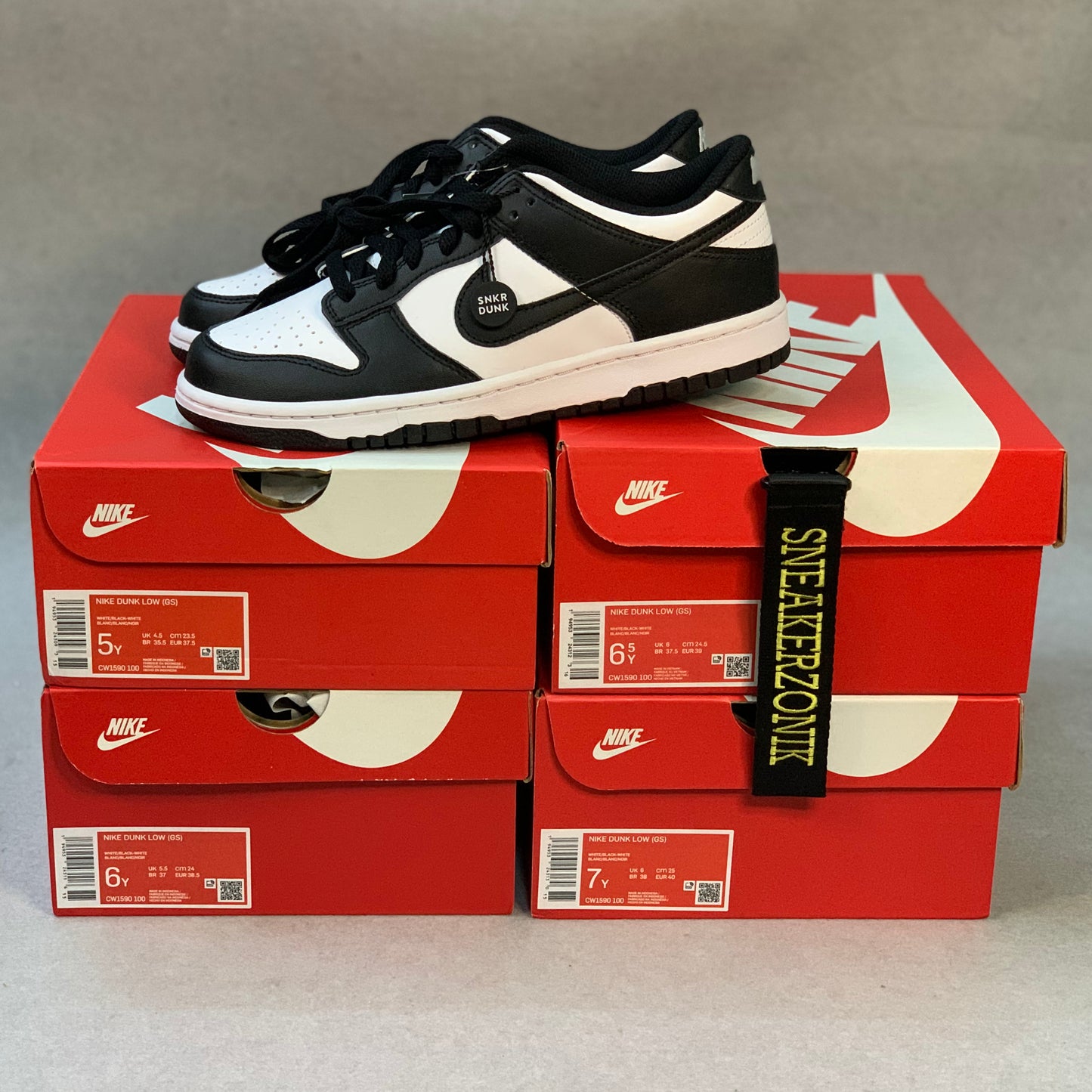 Nike Dunk Low White Black Panda (GS) - sneakerzonik