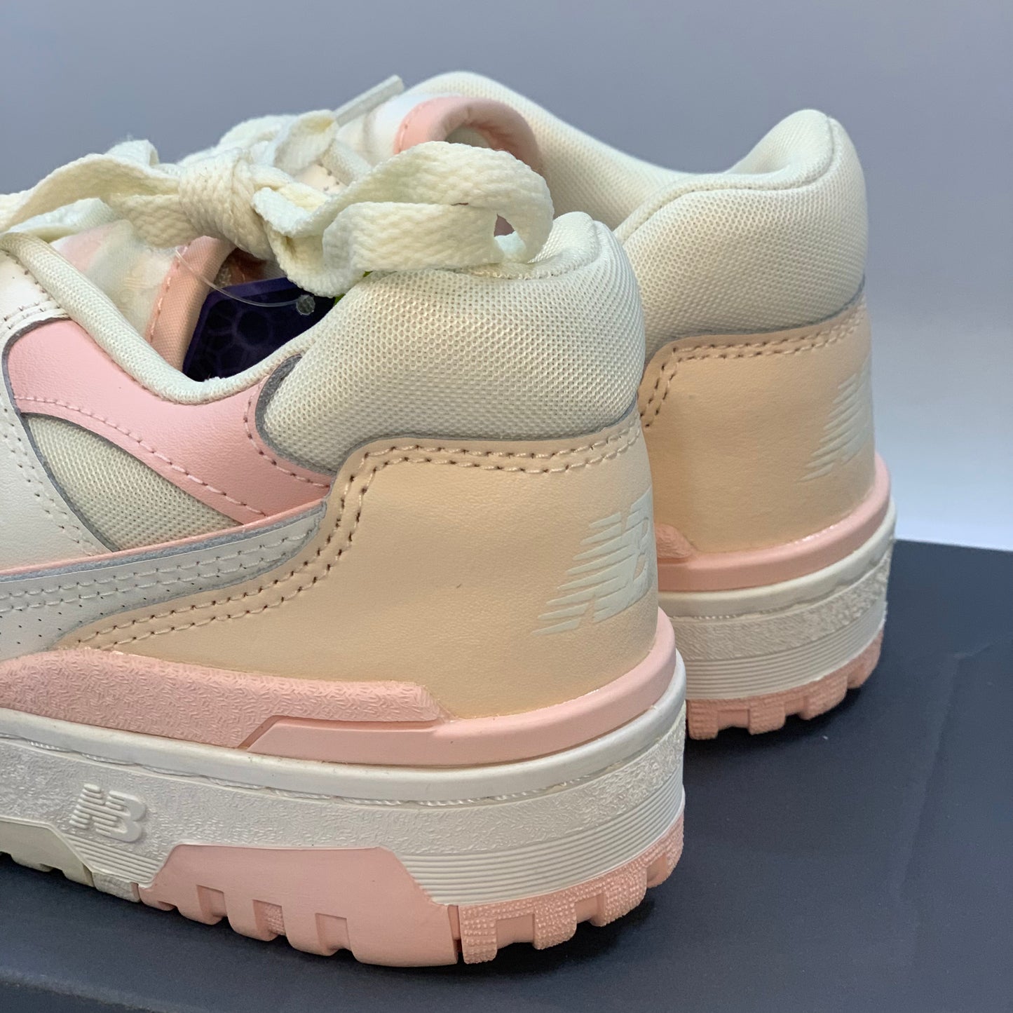 New Balance 550 White Pink (W)