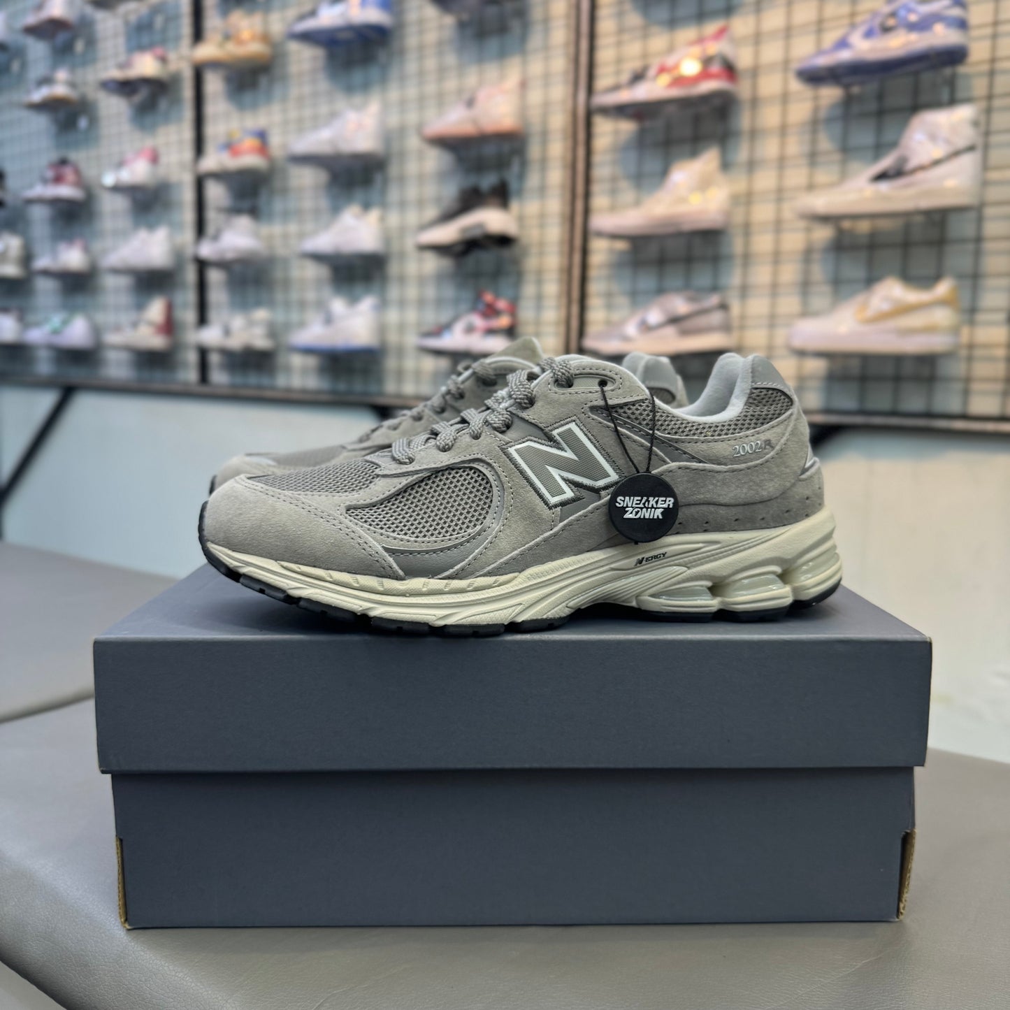 New Balance 2002R