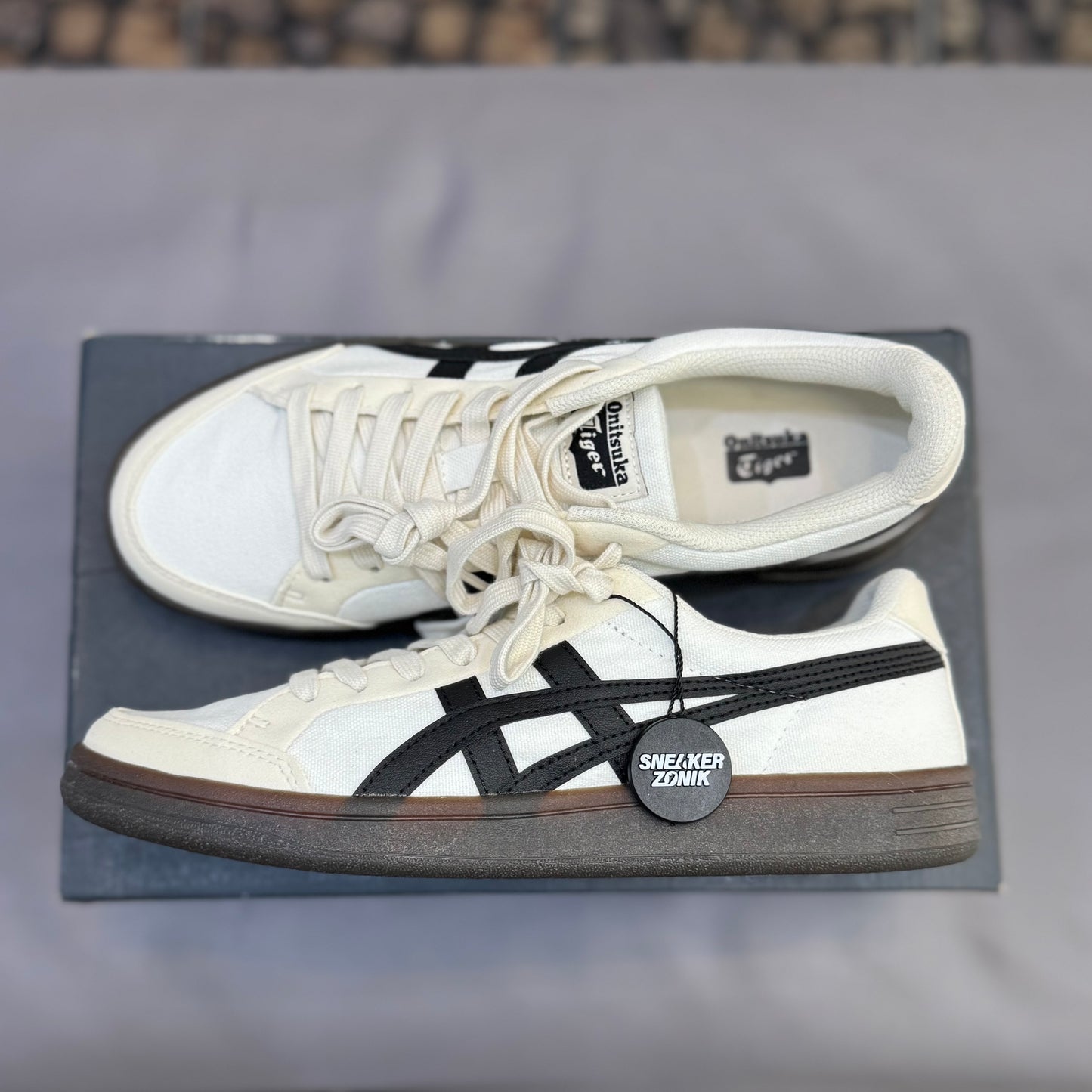 Onitsuka Tiger Advanti Cream White Black