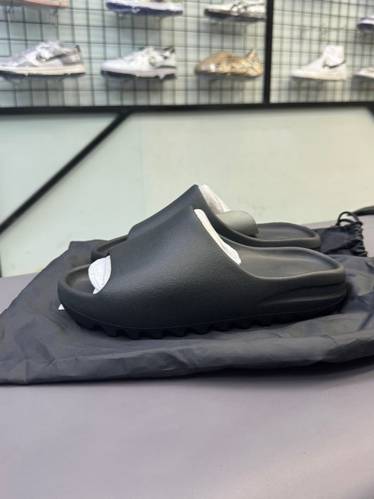 Yeezy Slide