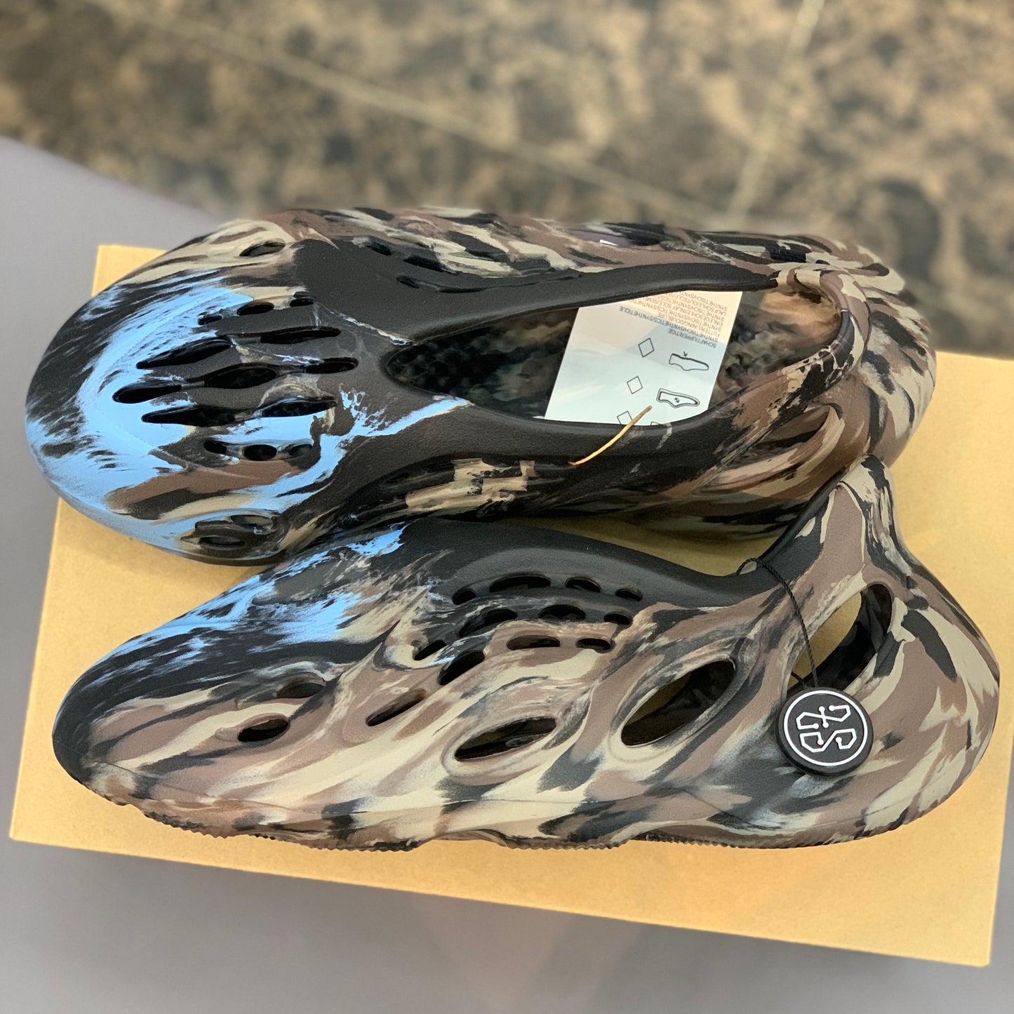 Adidas Yeezy Foam RNNR MX Cinder