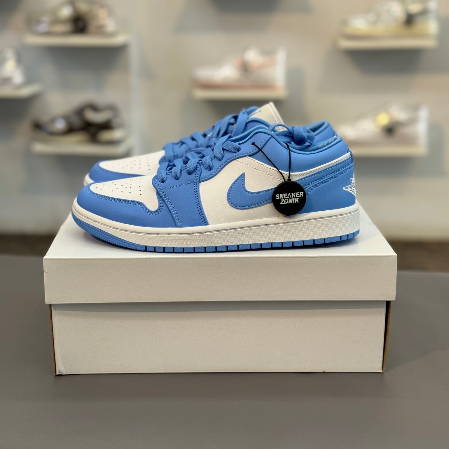 Jordan 1 Low UNC