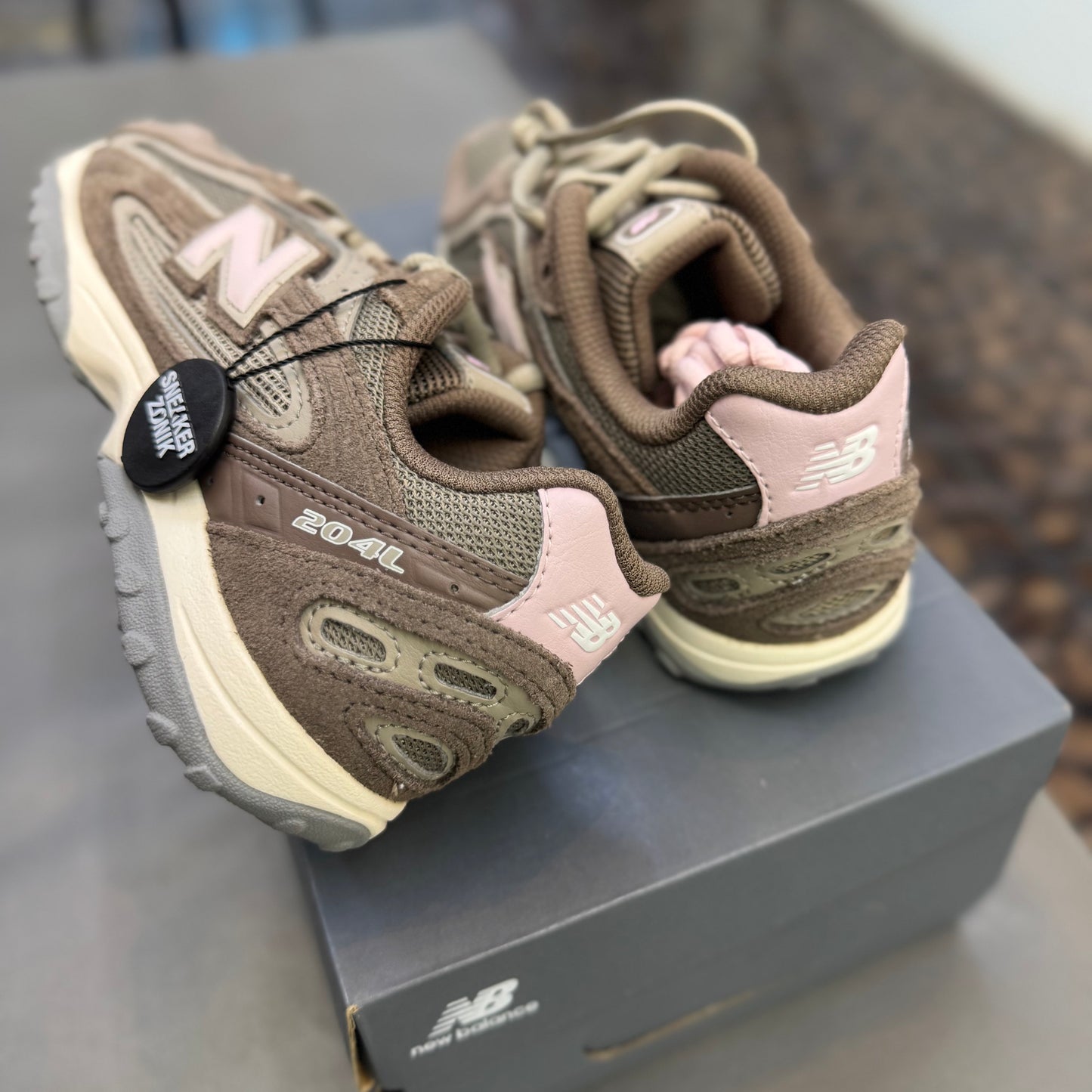New Balance 204L Cortado