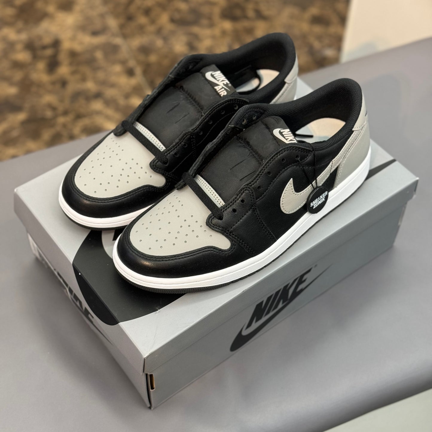 Jordan 1 Low OG Shadow