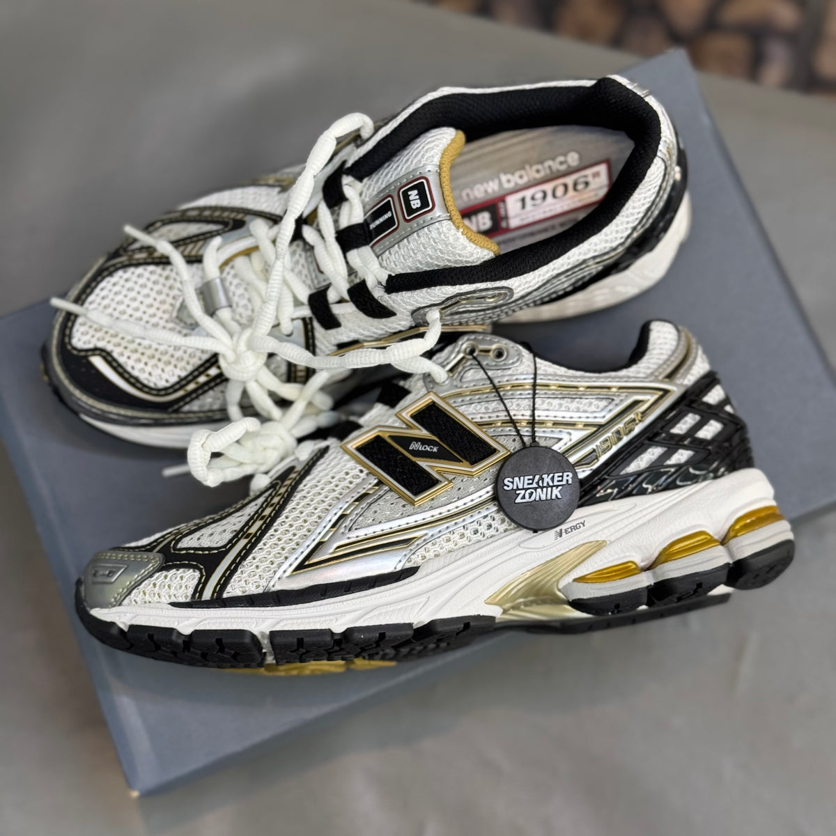 New Balance 1906R Metallic Gold