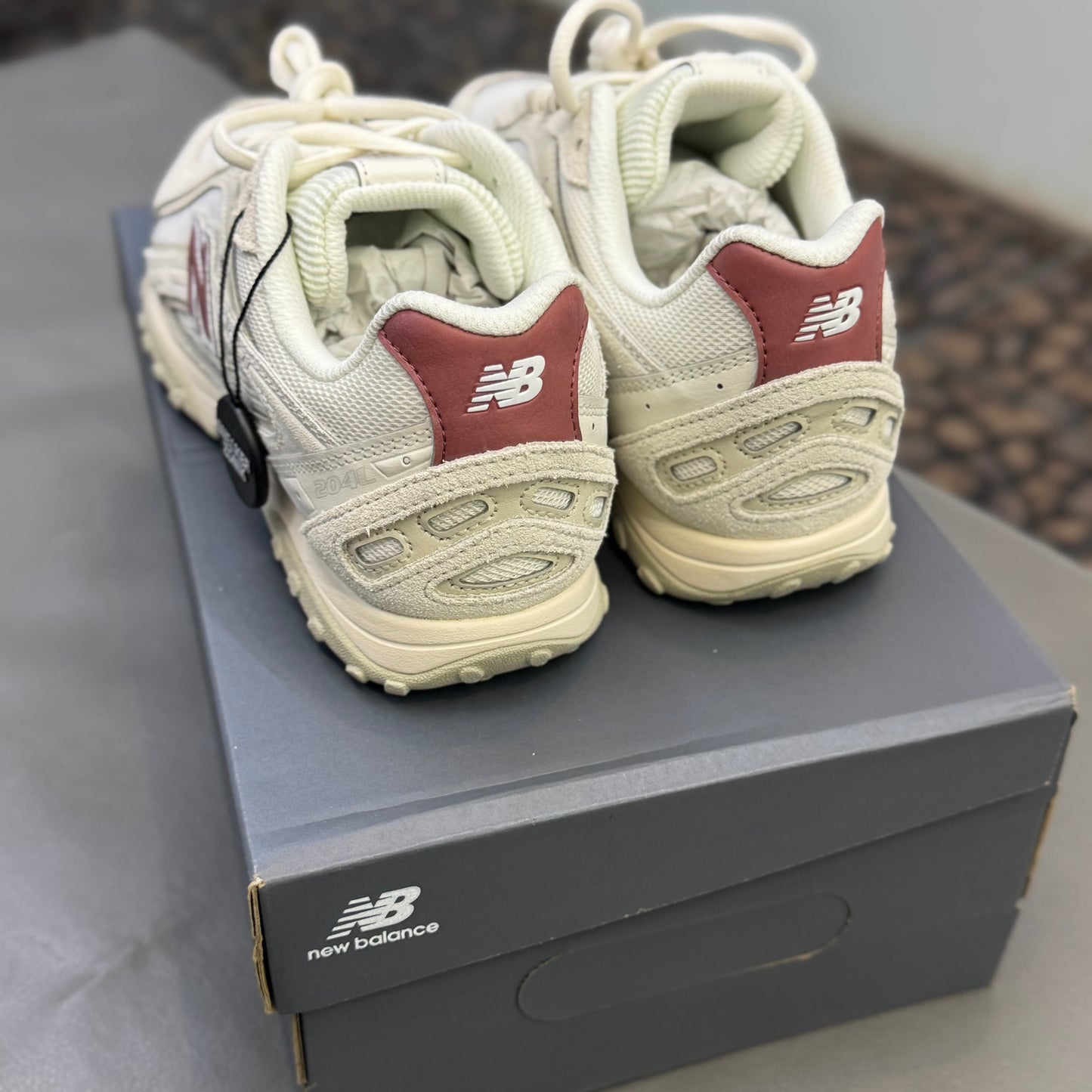 New Balance 204L Maroon Sea Salt