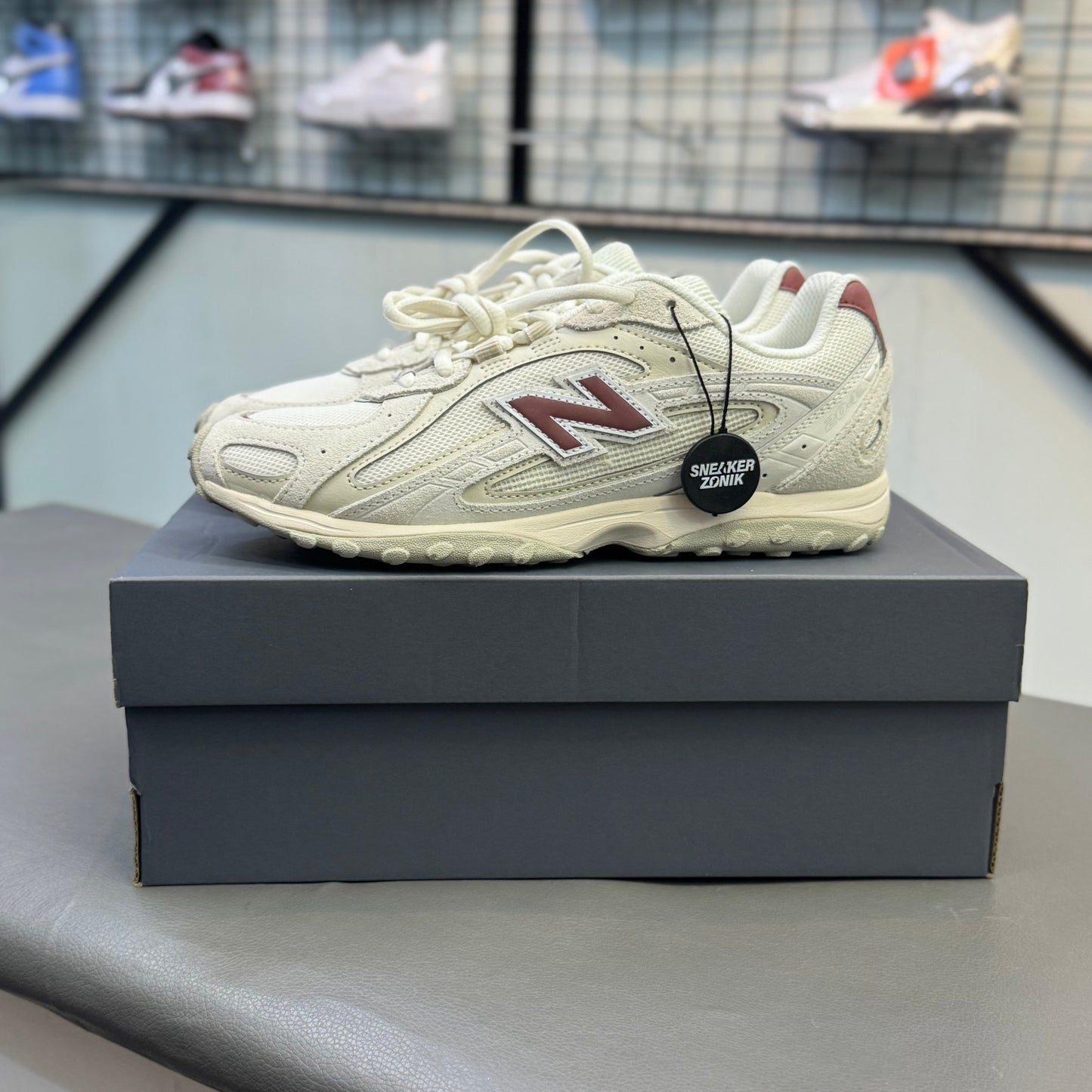 New Balance 204L Maroon Sea Salt