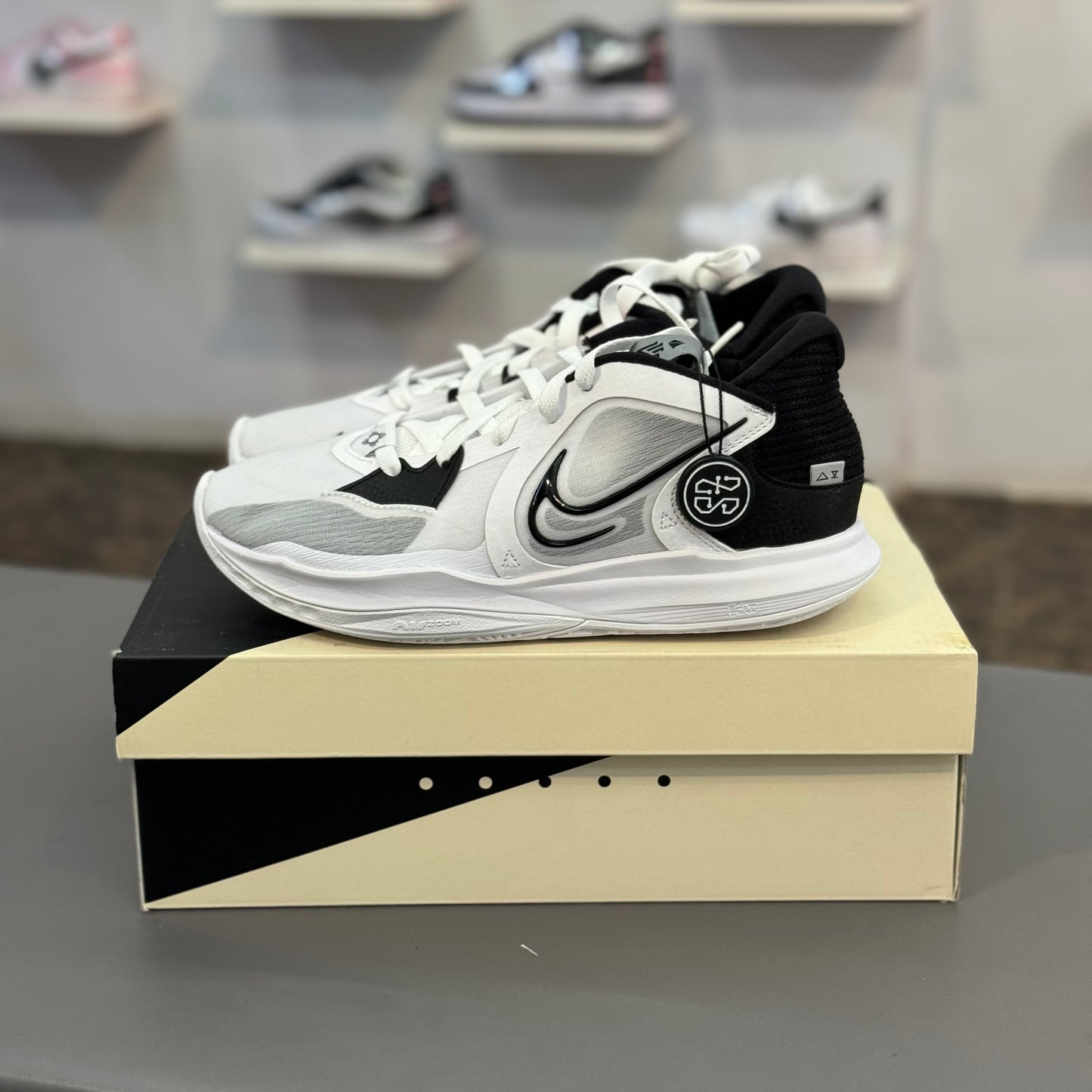 Nike Kyrie 5 Low White Wolf Grey Black