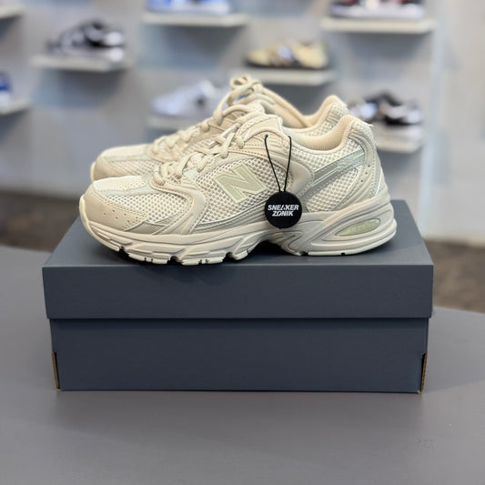 New Balance 530 Moon Beam