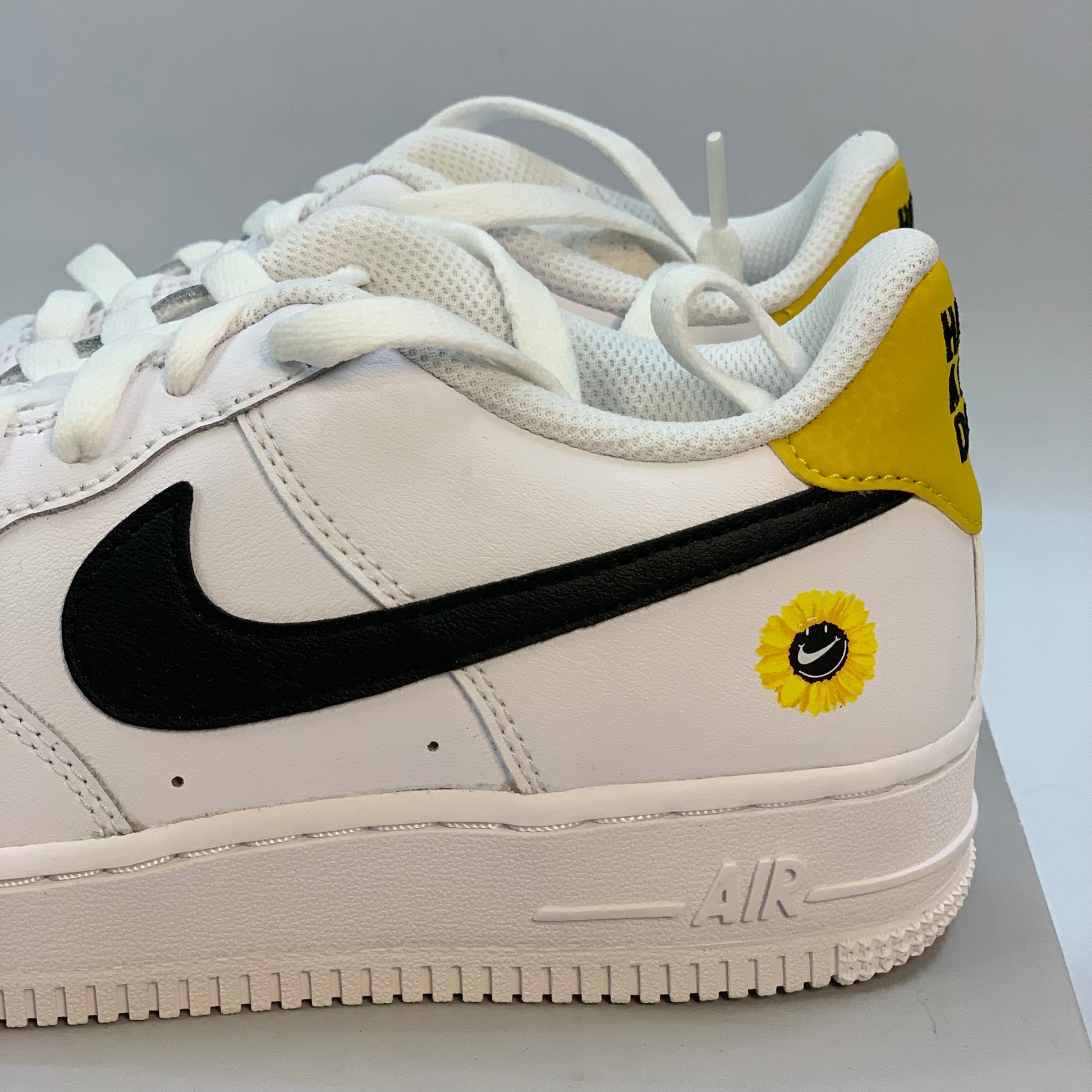 Nike Air Force 1 Low Have A Nike Day White Daisy (GS)