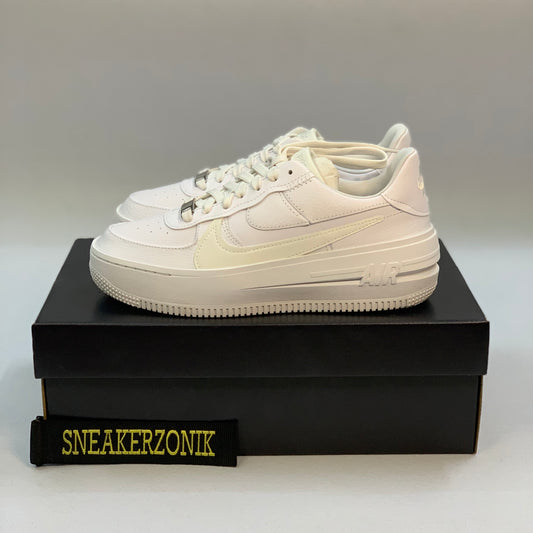 Nike Air Force 1 PLT.AF.ORM Triple White