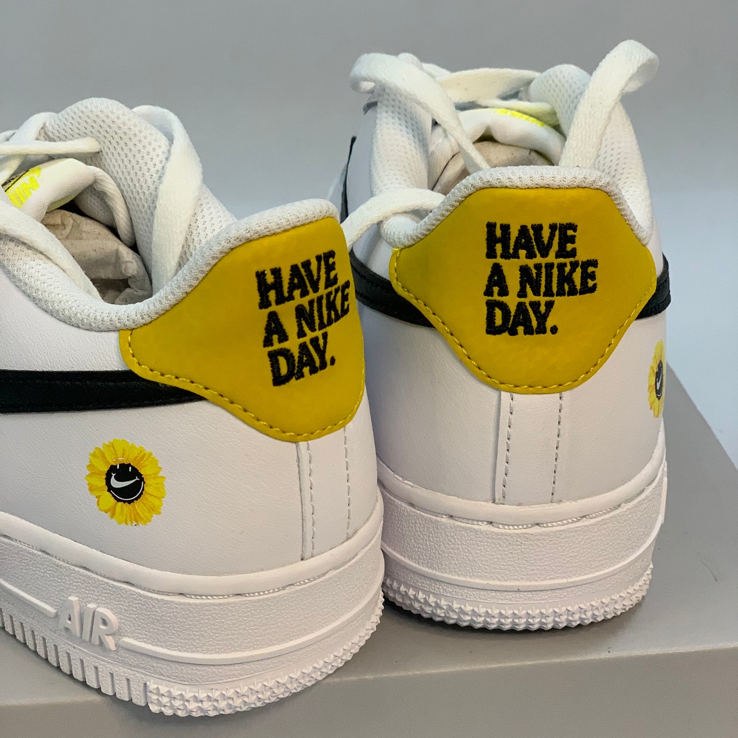 Nike Air Force 1 Low Have A Nike Day White Daisy (GS)