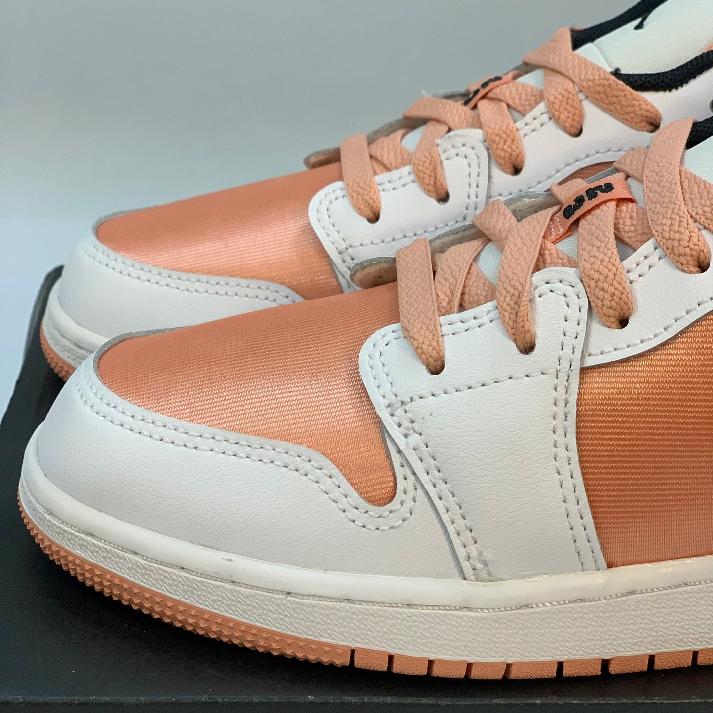 Jordan 1 Low White Light Madder Root (GS)