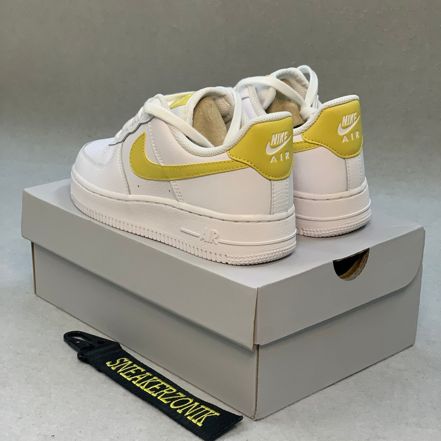 Nike Air Force 1 White Saturn Gold - sneakerzonik