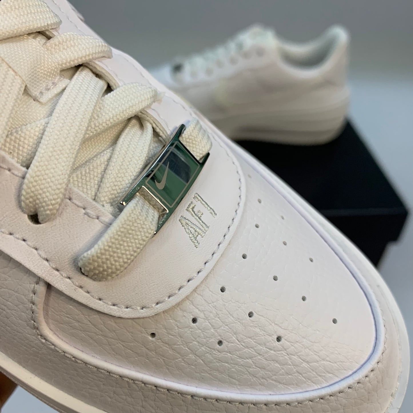 Nike Air Force 1 PLT.AF.ORM Triple White