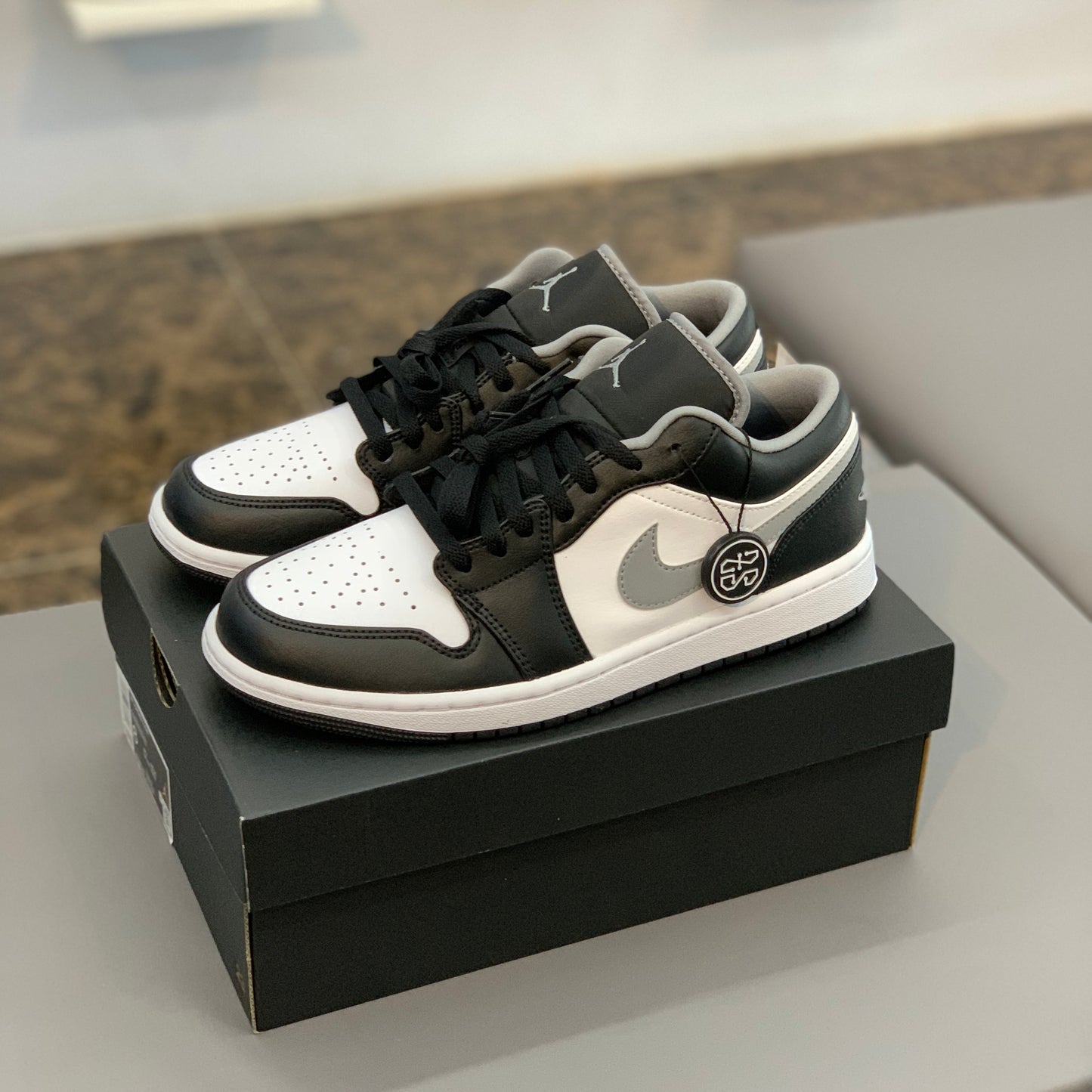 Jordan 1 Low Black White Grey