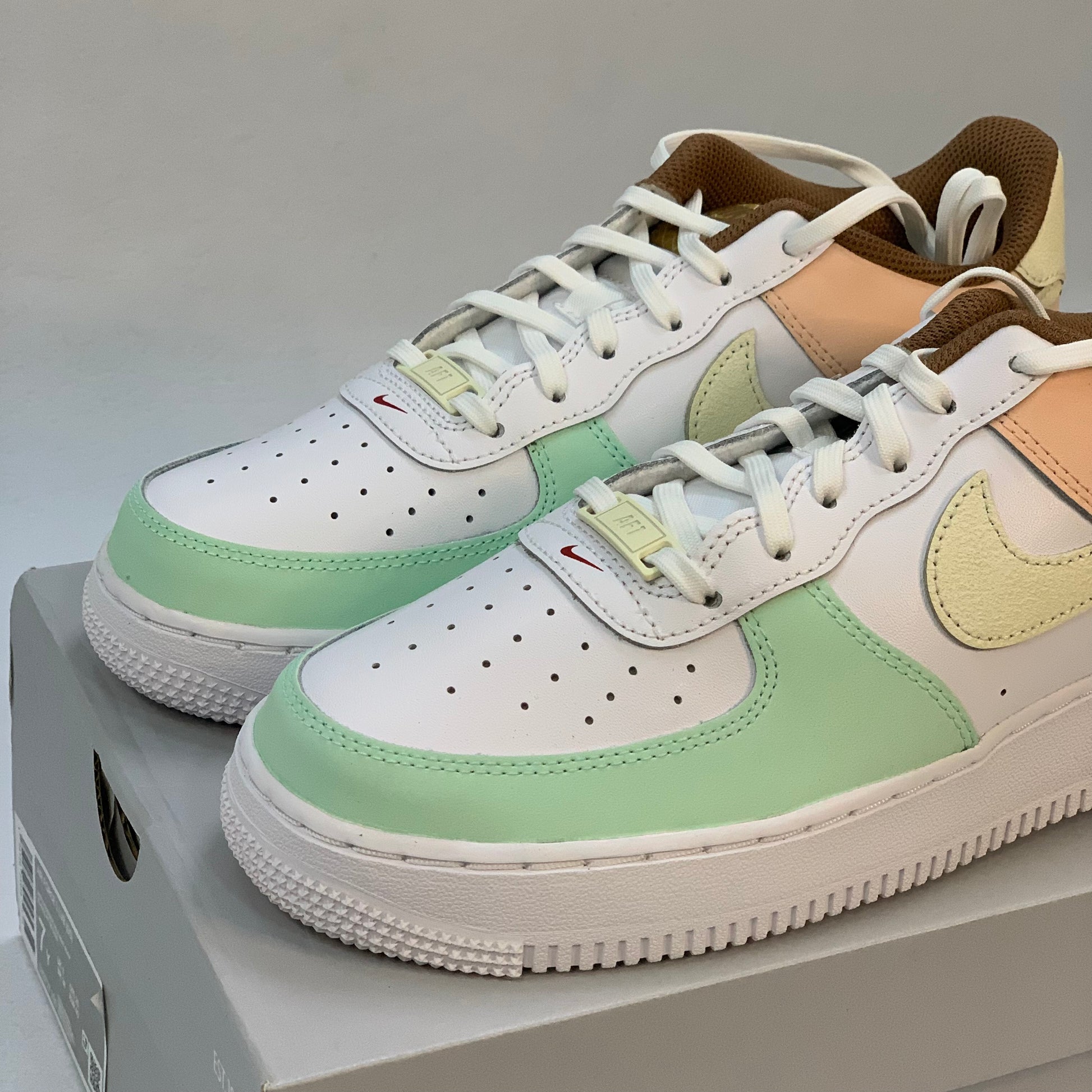 Nike Air Force 1 Low LVL 8 Ice Cream (GS)