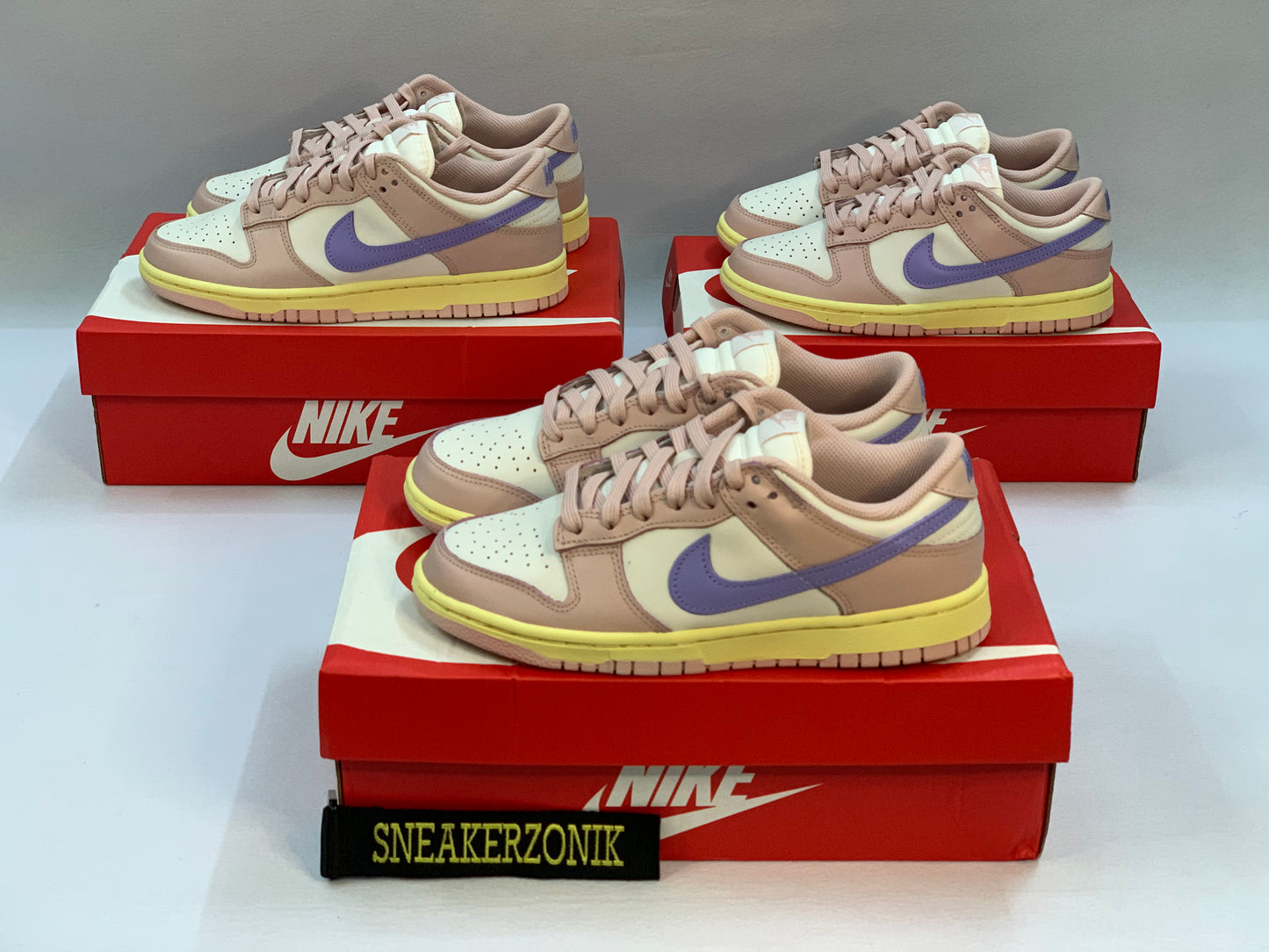 Nike Dunk Low Pink Oxford (W)