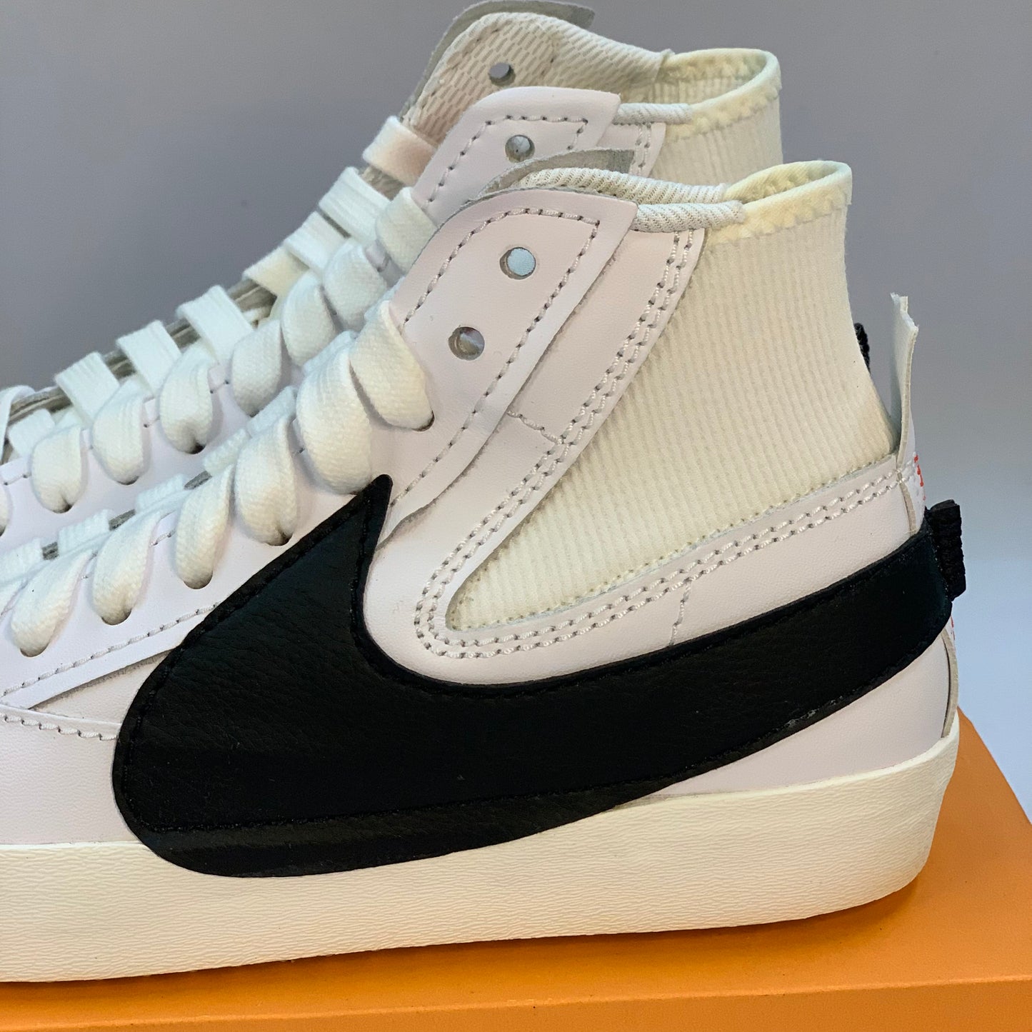Nike Blazer Mid 77 Jumbo