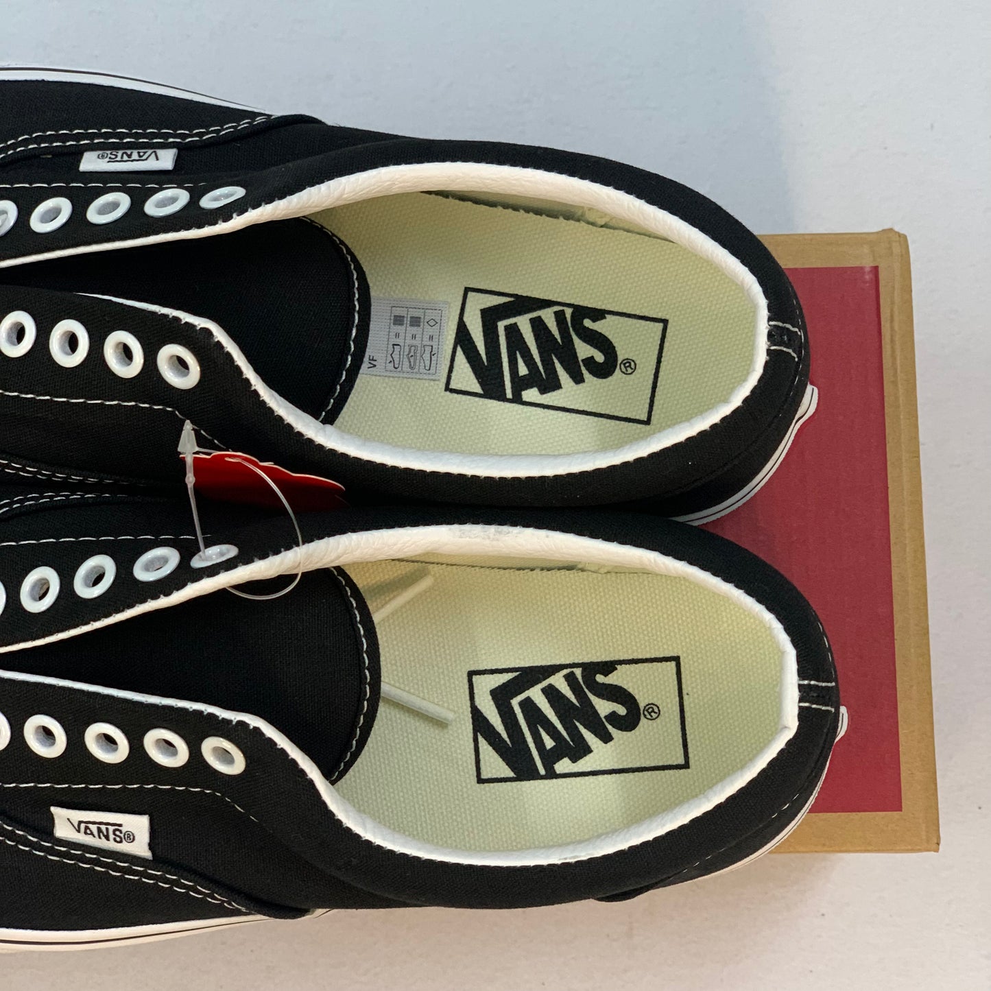 Vans Core Classic Era Black
